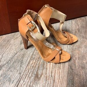 Women's Tan Heeled Nine West Sandals